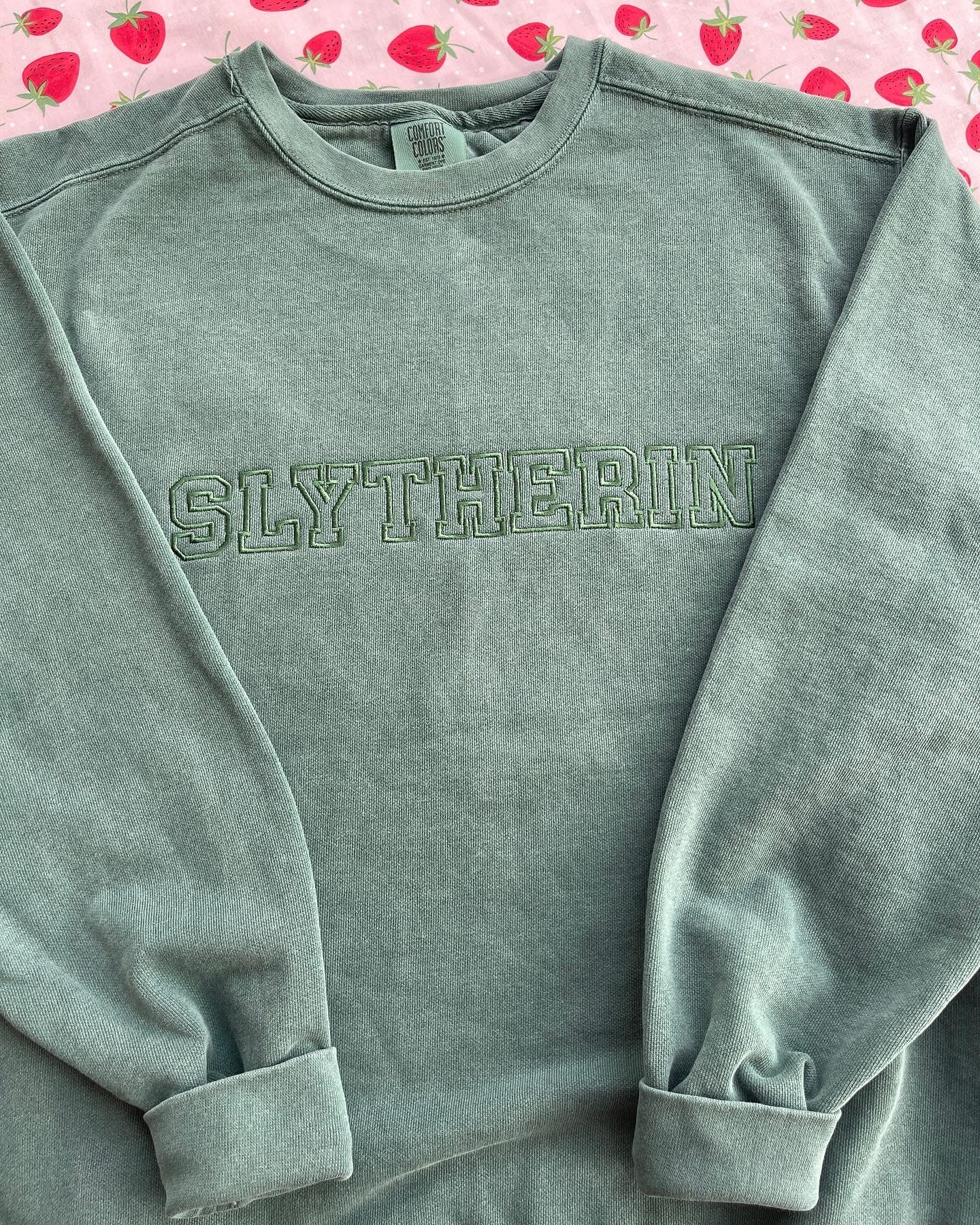 embroidered crewneck sweatshirt